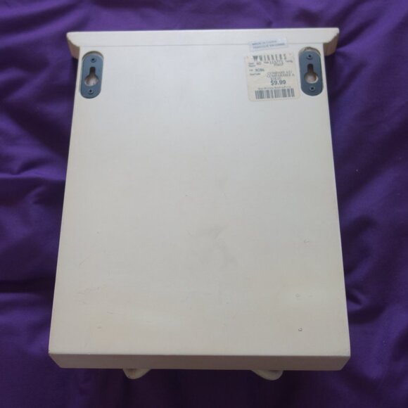Wall Mounted 25c Hot Baths Soap Dish with Two Hooks - Picture 6 of 13